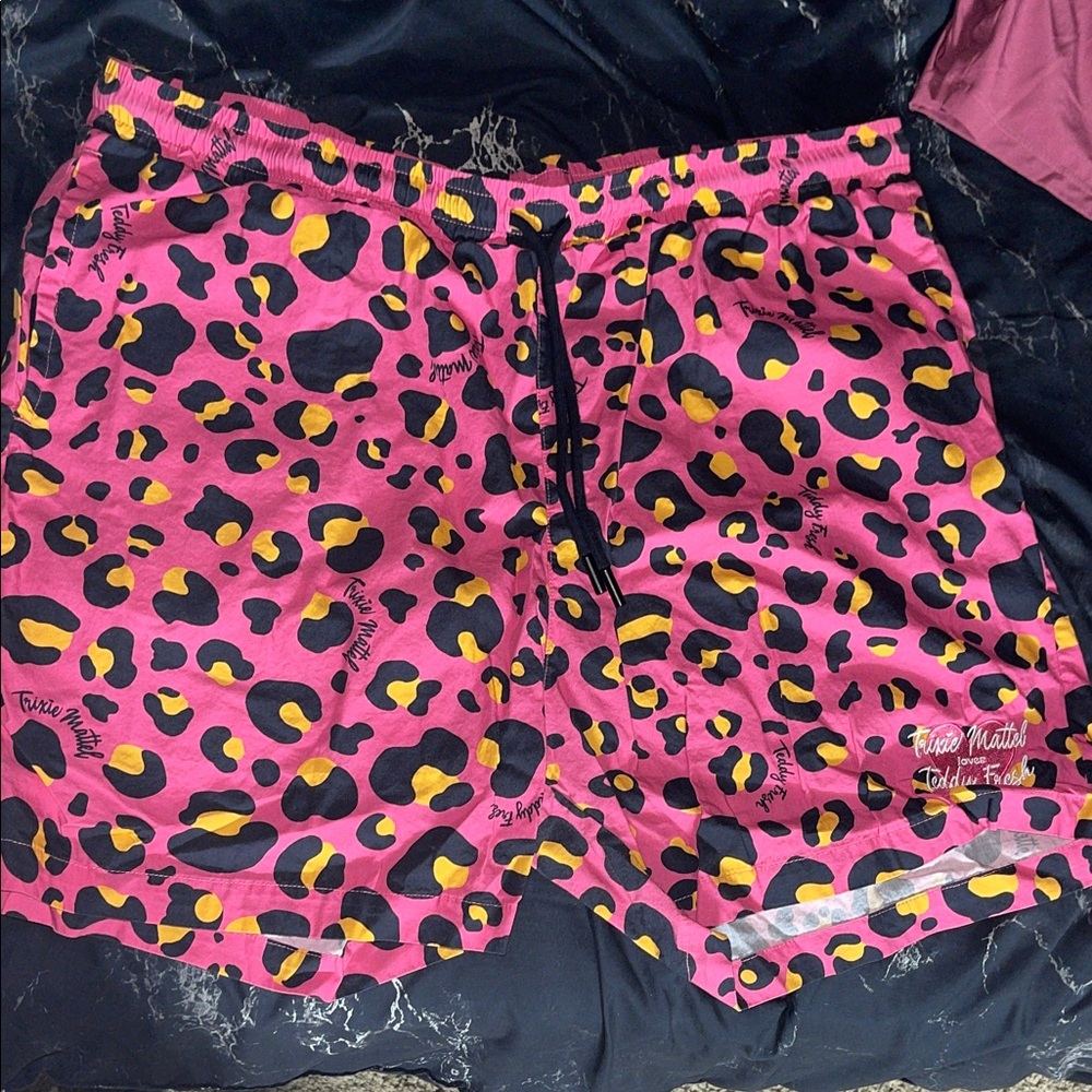 Tricie Mattel x Teddy Fresh 2xl shorts